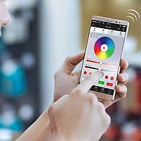 Lampen bedienen via de APP - onelight.shop Lampen bedienen via de APP - onelight.shop